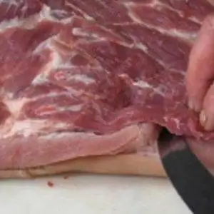 Buy-Quality-Grade-A-Frozen-Beef-Meat-Trimming-300x300-1 (1)